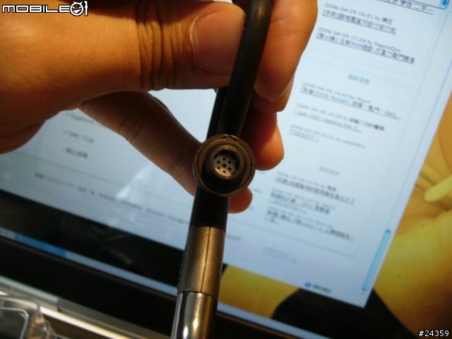 Jabra BT 500 附耳掛圖啦...想買的人可以參考一下.