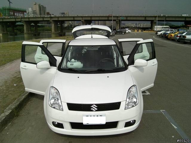 [勸敗]50萬也可以買到一台好車~SUZUKI 全球戰略車 SWIFT