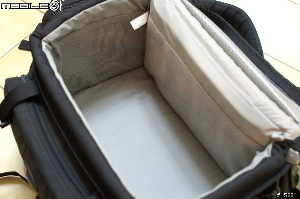 [分享] Lowepro Compact AW 相機包 與 Lowepro Backpack Harness