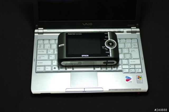 EPSON P-4500