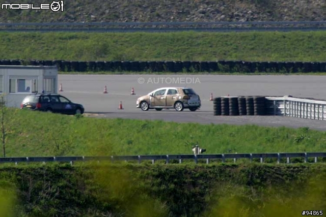 Toyota Corolla 間諜照
