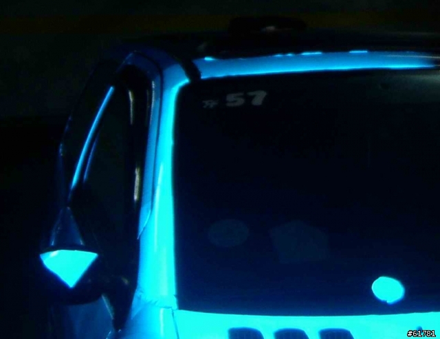 [分享] 6小時DIY，花500元就可以把汽車換成新的顏色