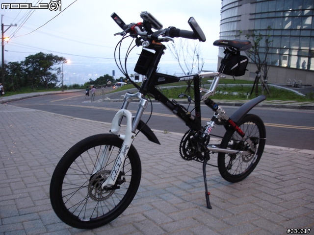 我的小黑 Kuwahara gaap street 小輪徑折疊車
