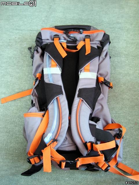 [逸品分享] Karrimor Hydr8 35 包包