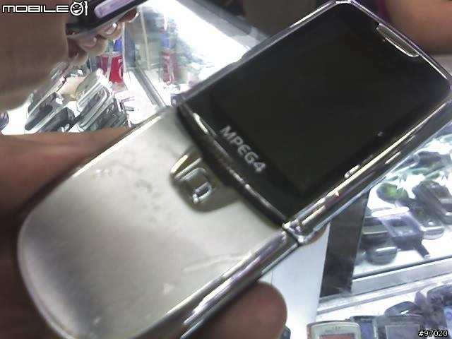 大陸的老翻NOKIA  8800..!!!