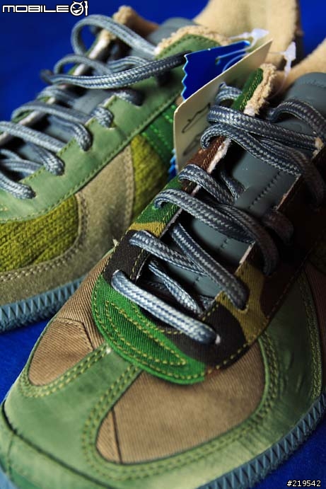 [分享] 和平的象徵-Adidas BW Army(全球限定250雙)
