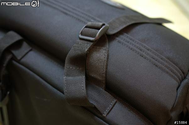 [分享] Lowepro Compact AW 相機包 與 Lowepro Backpack Harness