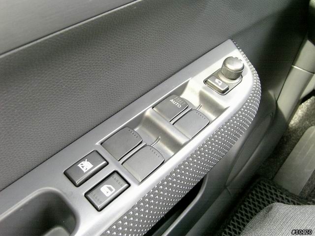 [勸敗]50萬也可以買到一台好車~SUZUKI 全球戰略車 SWIFT