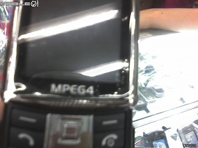 大陸的老翻NOKIA  8800..!!!