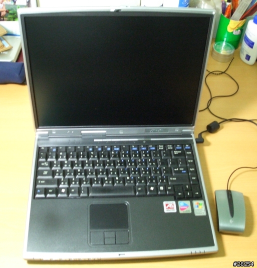 [請益]ASUS M24c6很怪的風扇口問題(有拆解圖)