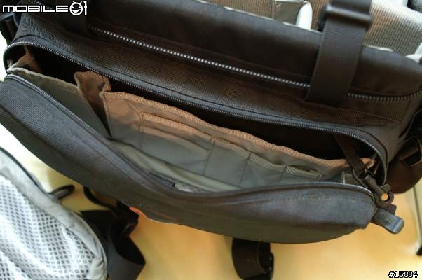 [分享] Lowepro Compact AW 相機包 與 Lowepro Backpack Harness