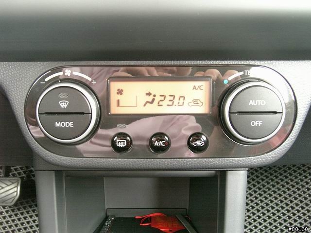 [勸敗]50萬也可以買到一台好車~SUZUKI 全球戰略車 SWIFT