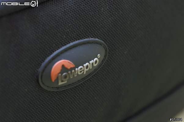 [分享] Lowepro Compact AW 相機包 與 Lowepro Backpack Harness