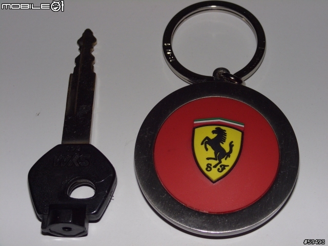 【新購入】法拉利  NICI SPORTS 鑰匙圈