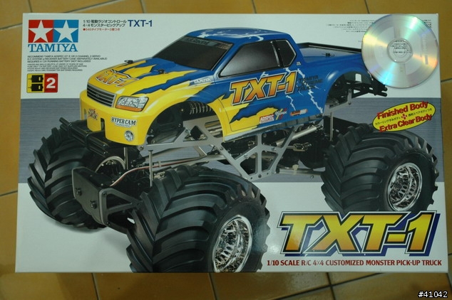 Tamiya 大腳遙控車  不知是買給兒子玩?還是我自己玩的玩具?