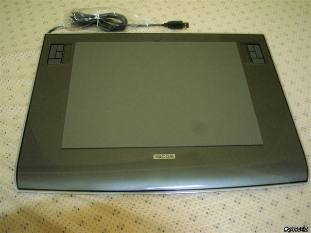 WACOM 繪圖板入手！感動中～