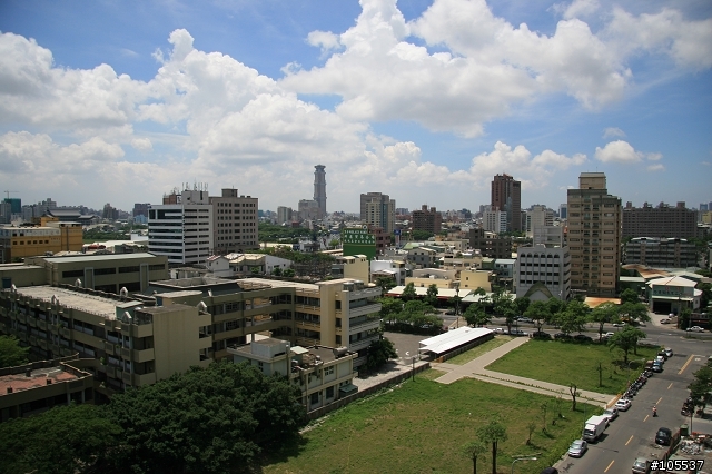 EF 17-85mm f4-5.6 IS 挑戰 EF 17-40mm F4L