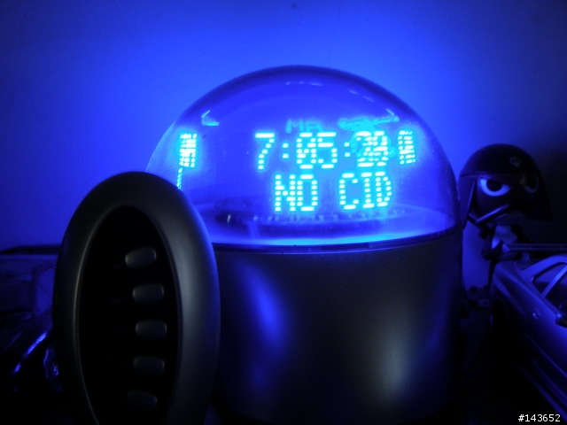 [分享]今天入手的新玩具 - LED MESSAGE Clock - Mobile01