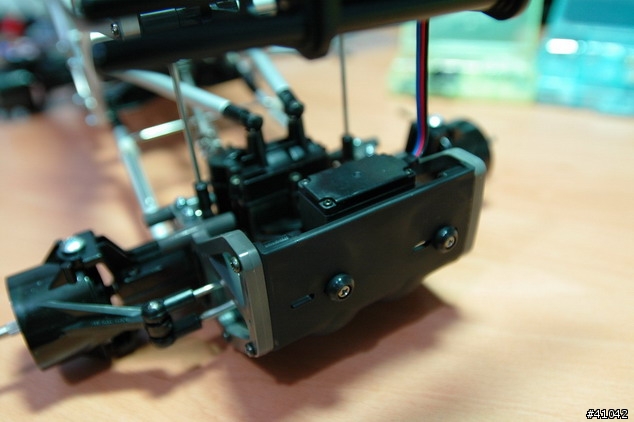 Tamiya 大腳遙控車  不知是買給兒子玩?還是我自己玩的玩具?