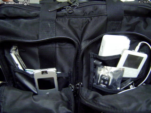 [分享][圖多]八年前的Head Porter另一產品線Luggage Label我的小白公事包～