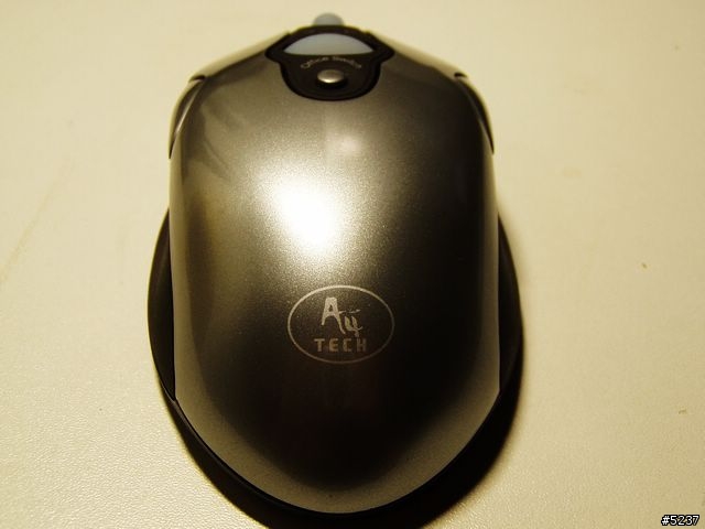 [分享]誰說無線滑鼠一定要電池？?雙飛燕尊榮魔燕