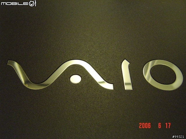[分享]SONY VAIO SZ-23 開箱報告!!!