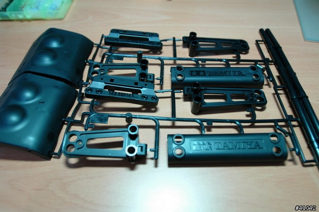 Tamiya 大腳遙控車  不知是買給兒子玩?還是我自己玩的玩具?