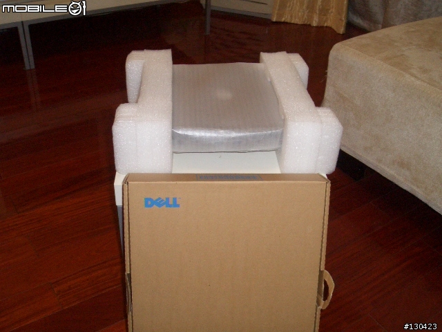 [黑與灰的交錯] DELL Latitude D520 開箱報告