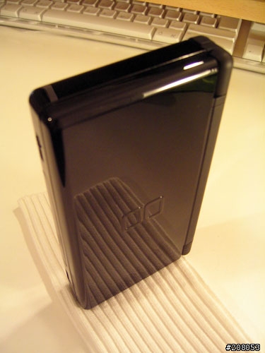 [回應] Simply Black - NDS Lite 黑色版純寫真