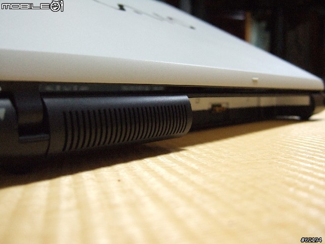 「客製化」SONY VAIO VGN-FE90PS 開箱報告