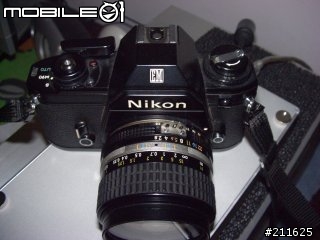 nikon  EM  剛好有一台..