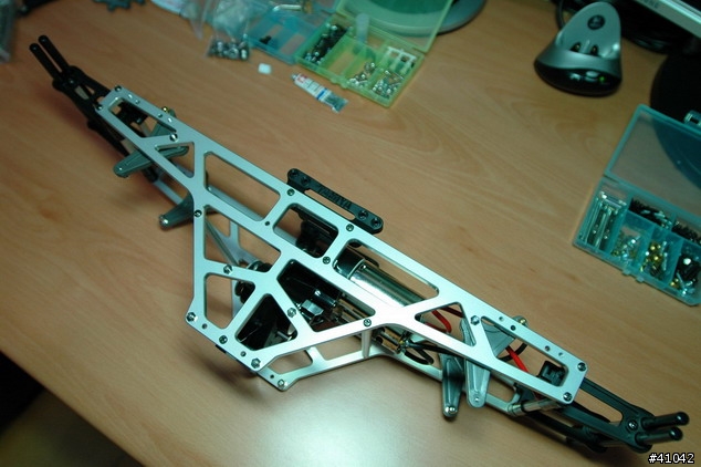 Tamiya 大腳遙控車  不知是買給兒子玩?還是我自己玩的玩具?
