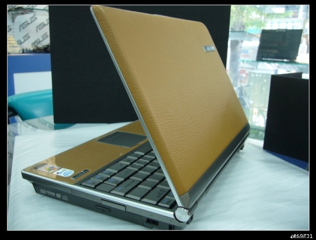 [分享]ASUS S6F 11.1吋(擁有雅痞般不凡品味的男士，更是不能錯過)