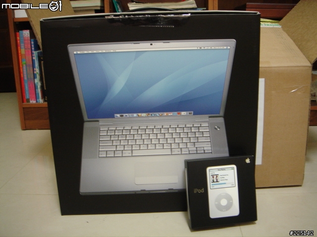 [分享][拆箱]我的第一顆蘋果-MBP15"
