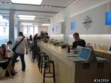 new york city Soho apple store