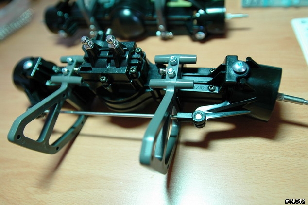 Tamiya 大腳遙控車  不知是買給兒子玩?還是我自己玩的玩具?