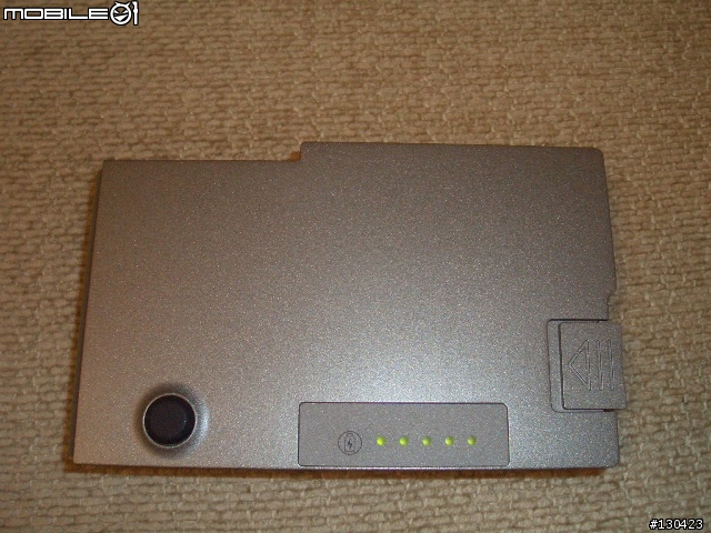 [黑與灰的交錯] DELL Latitude D520 開箱報告