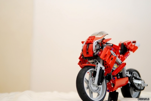 樂高LEGO--8420重型摩拖車