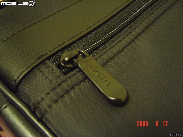 [分享]SONY VAIO SZ-23 開箱報告!!!