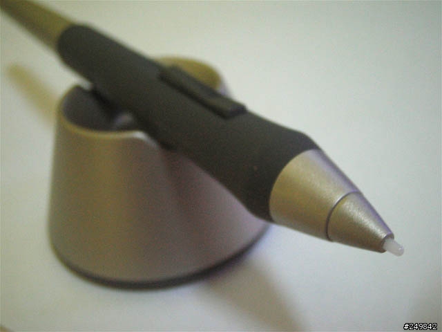 WACOM 繪圖板入手！感動中～