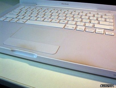 [焦點]令人擔憂的macbook退色問題（手部觸摸點）