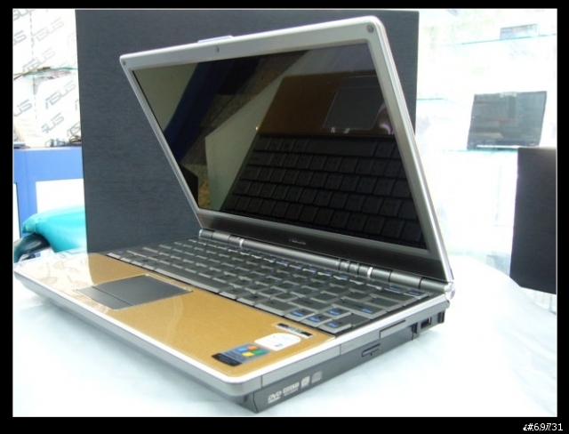 [分享]ASUS S6F 11.1吋(擁有雅痞般不凡品味的男士，更是不能錯過)