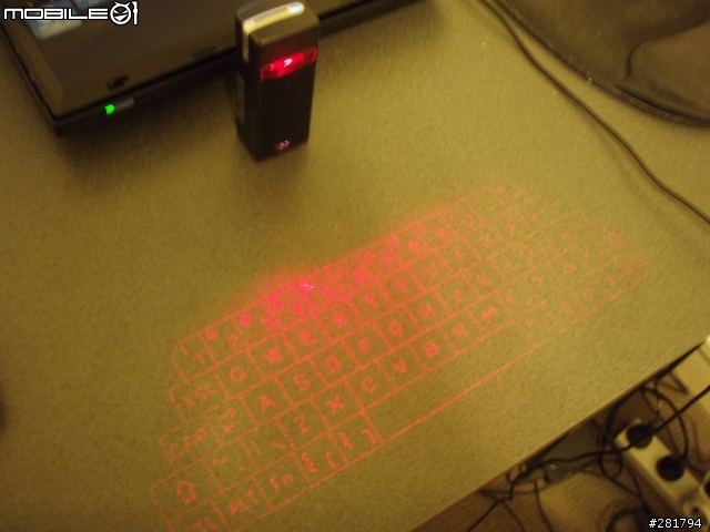 [分享] 藍芽。鐳射。鍵盤 iTech Bluetooth Virtual Keyboard