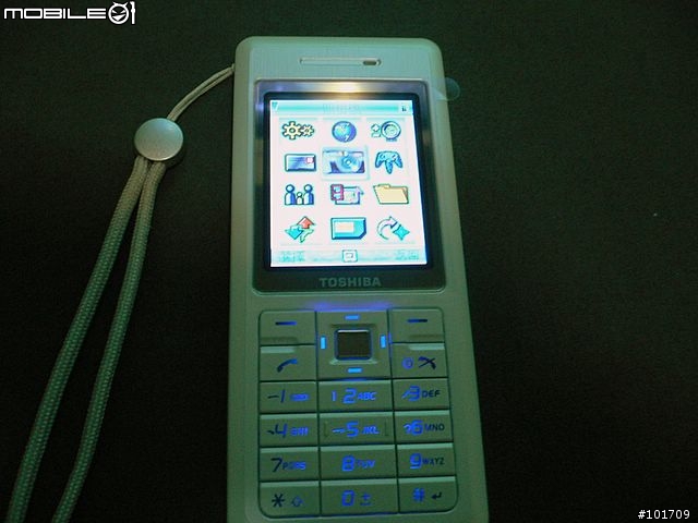 TOSHIBA TS30 新品入手