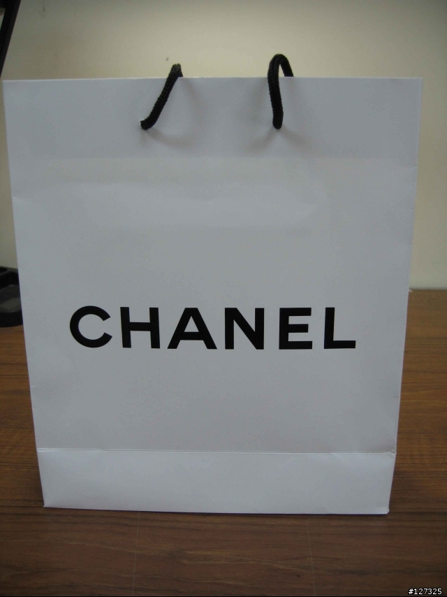 CHANEL 也有男性保養品!?