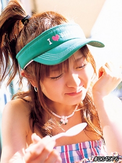 [分享] Morning 娘 紺野朝美 Alo-Hello 桌布99張