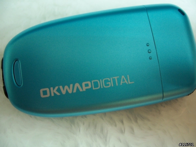 [分享]OKWAP首款3G+藍芽手機 i900（內附實機圖）