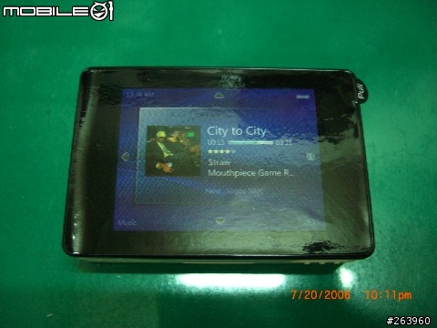 [分享]IRIVER CLIX 2G 入手開箱照   (圖多）