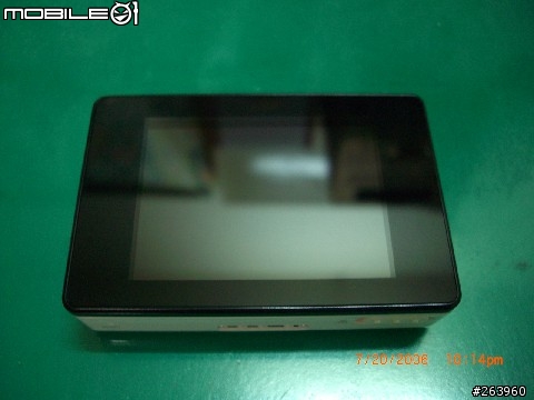 [分享]IRIVER CLIX 2G 入手開箱照   (圖多）