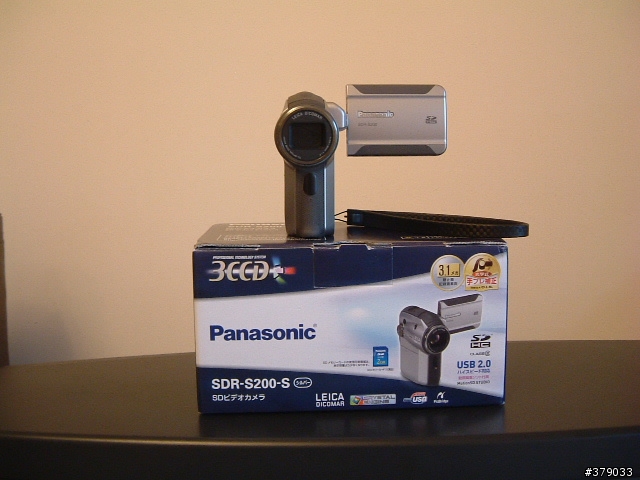 [勸敗文] 絕世奕品 史上最小3CCD攝影機 PANASONIC S200 陽光機開箱報告